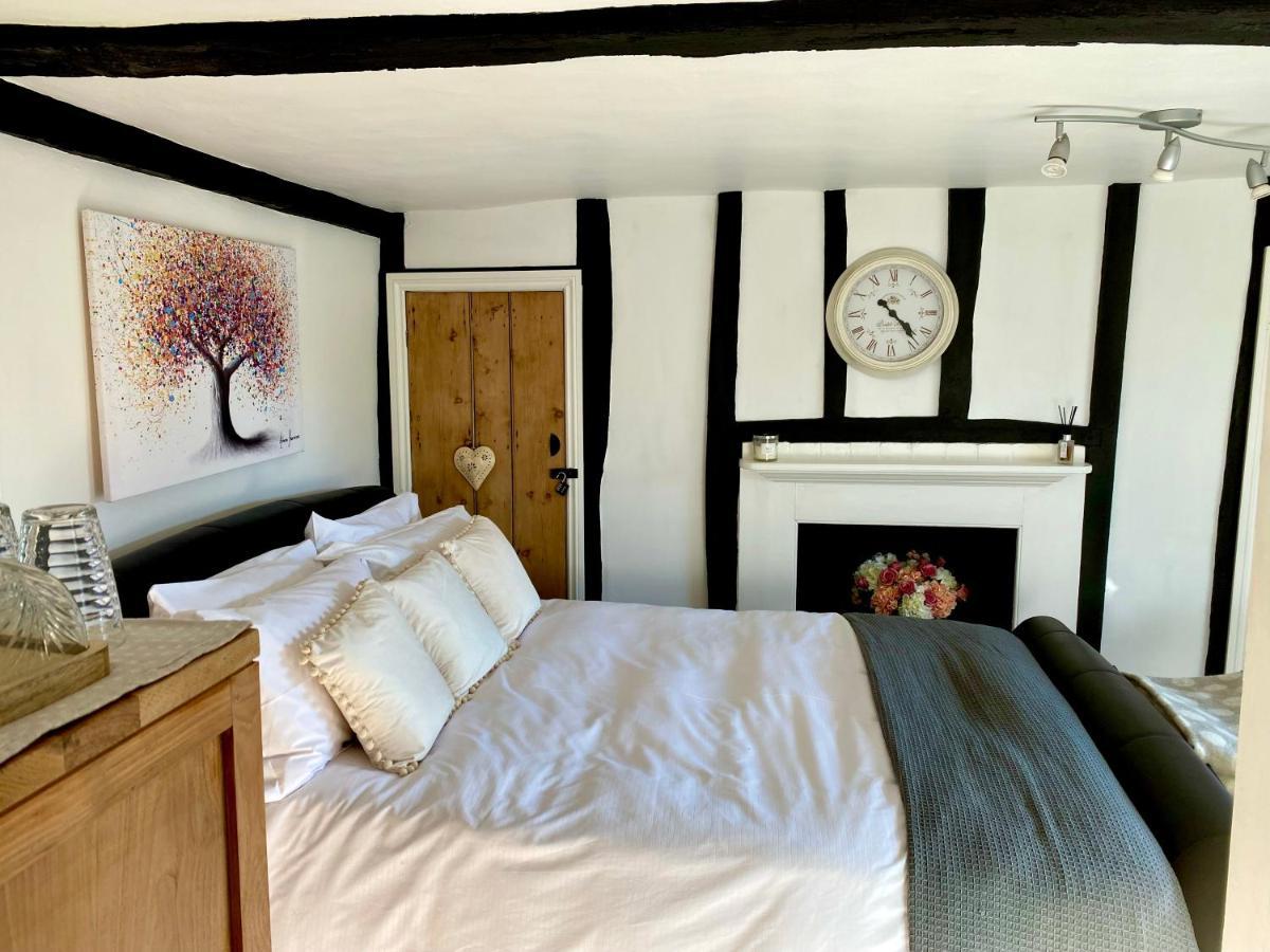 Chestnut Tree Cottage, 7 High Street Ardingly Extérieur photo